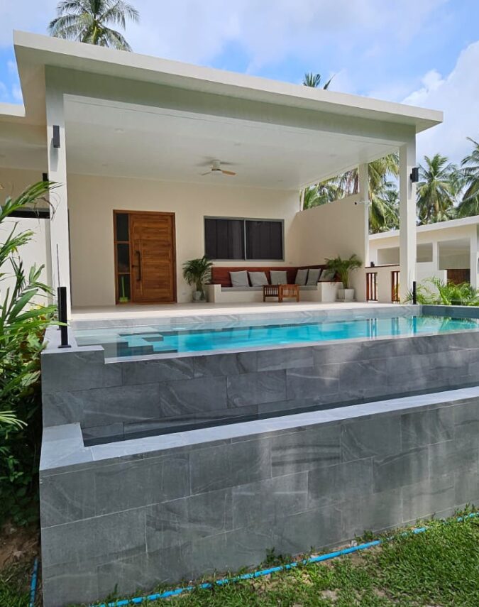 Under The Tropical Villa 1