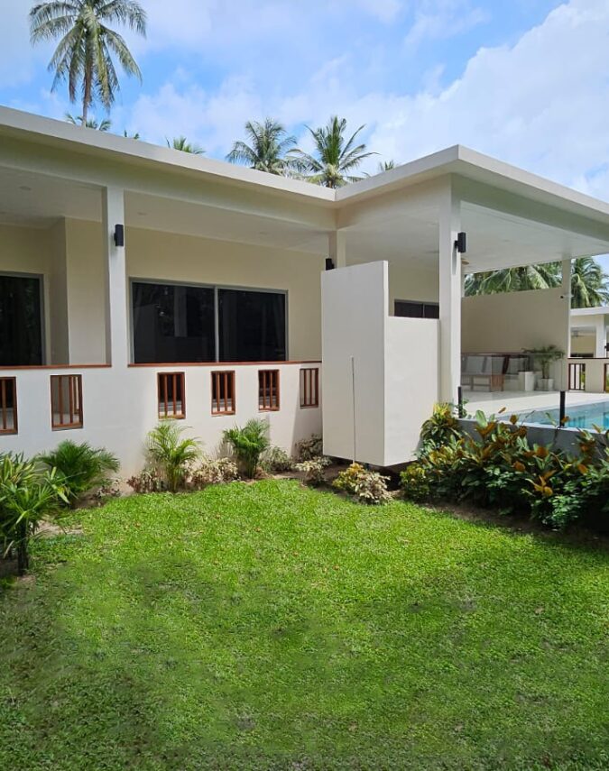 Under The Tropical Villa 2